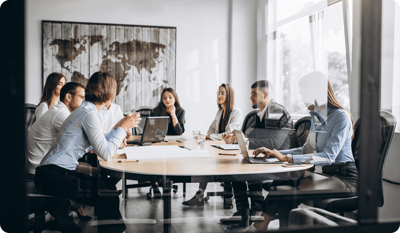De 200 à 1 000 employés